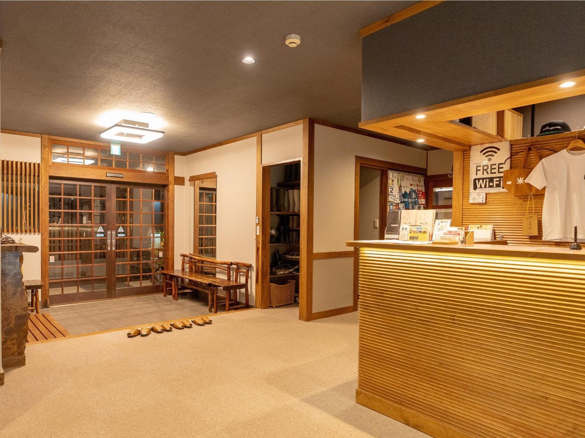 ホテル 野沢温泉　畔上館 エクステリア 写真